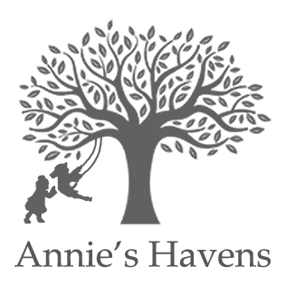 Aunties House logo